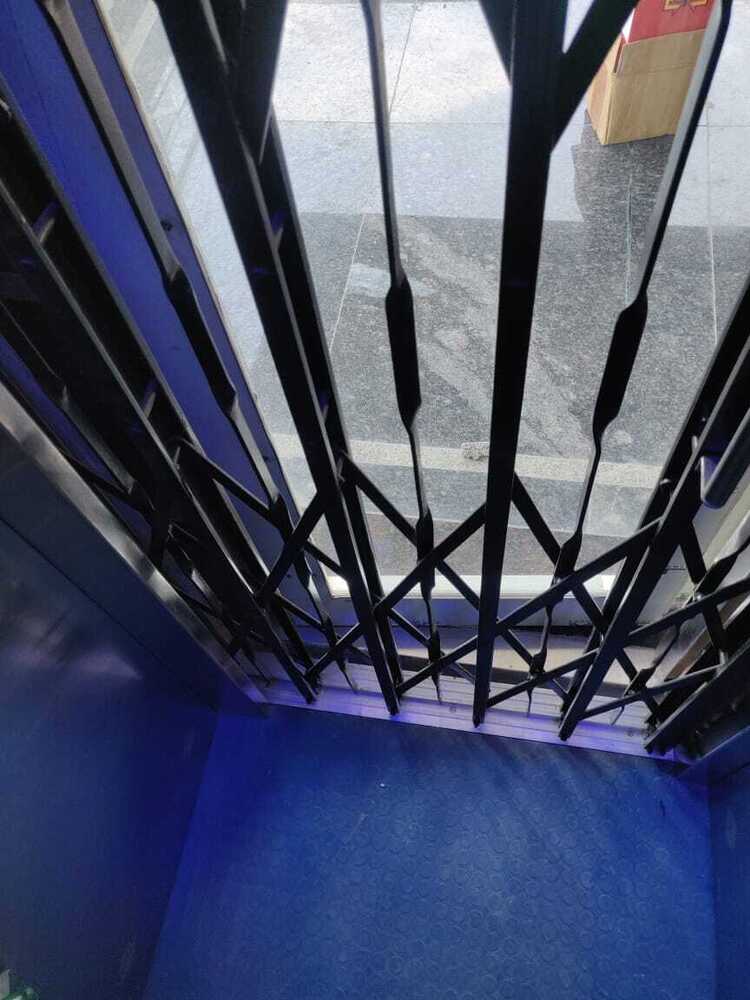 Automatic Swing Door Lift