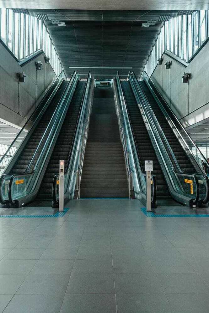SS Escalator System