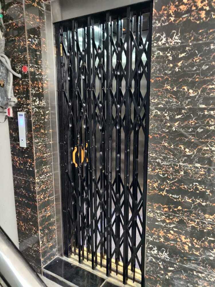 Collapsible Gate Passenger Lift