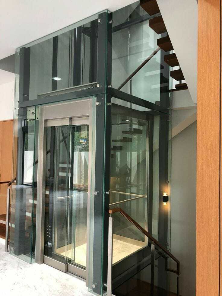 Villa Hydraulic Lift