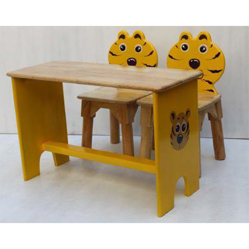 Tiger Table With 2 Chairs