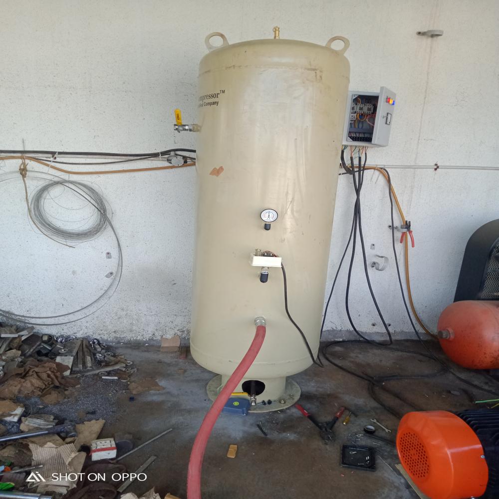 Vertical Air Receivers Tank