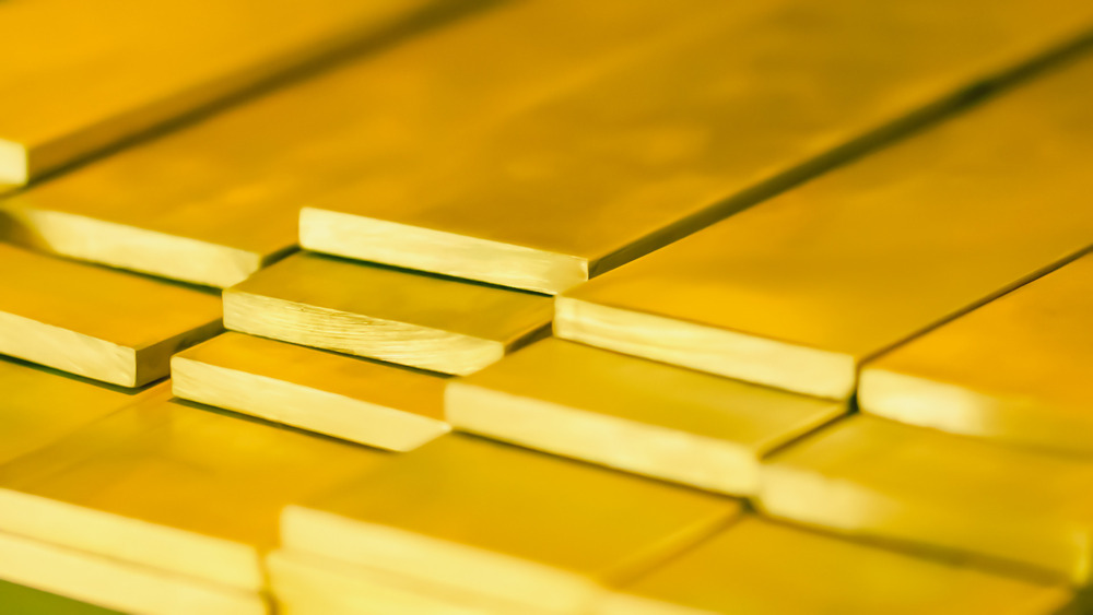 Brass Rectangle - Color: Golden