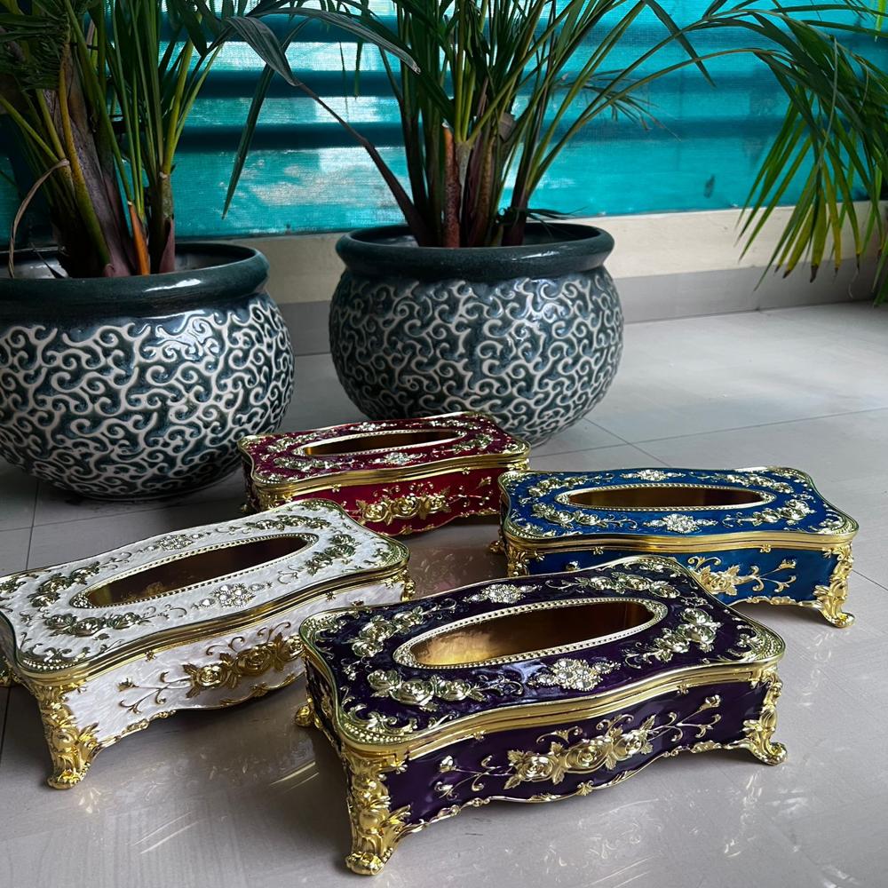 Tissue boxes with enamel work