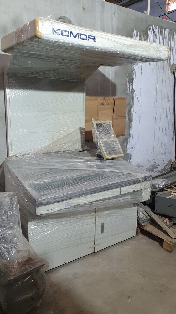 KOMORI LITHRONE 428 NL 4 Color Offset Printing Machines
