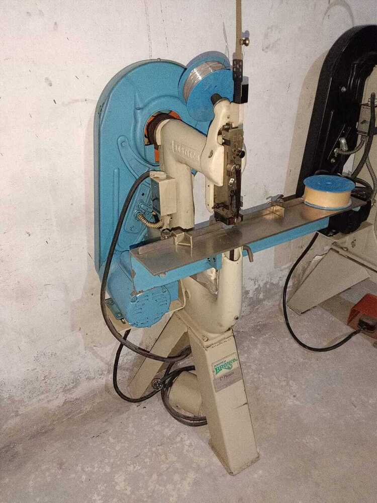 7bv Boston Wier Stitcher Machine - Material: Steel