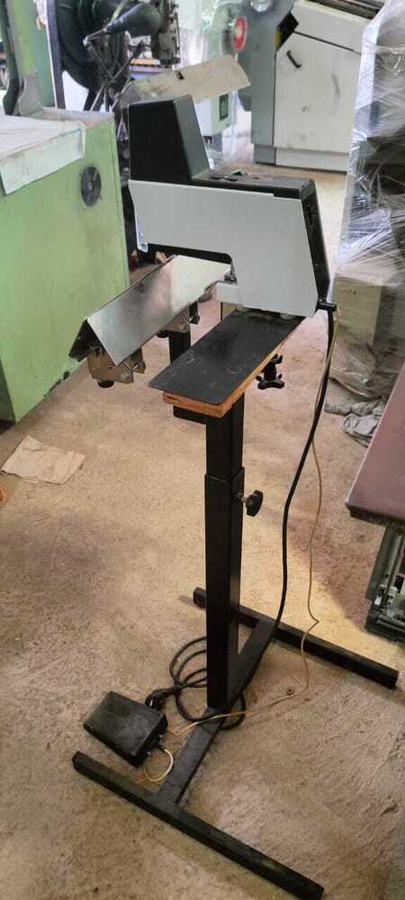 Horizon Stitching Machine - Material: Steel
