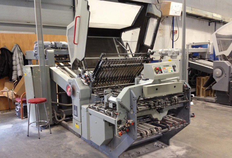 Stahl Kd 78-4 Kz Pd-t Folding Machines - Automatic Grade: Semi Automatic