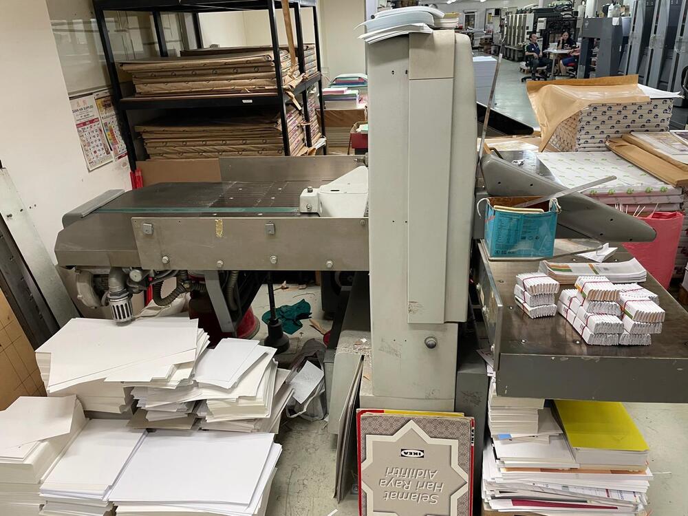 POLAR 92 XT Paper Cutting Machine