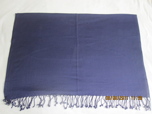 डिजाइनर कढ़ाई वाले शॉल