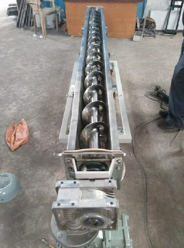 Screw Conveyor - Features: Stable Performance