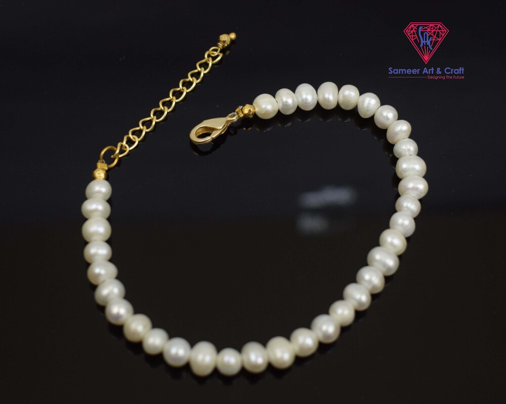 Natural Gemstone Pearl Bracelet Brass With Gold Plated Adjustable