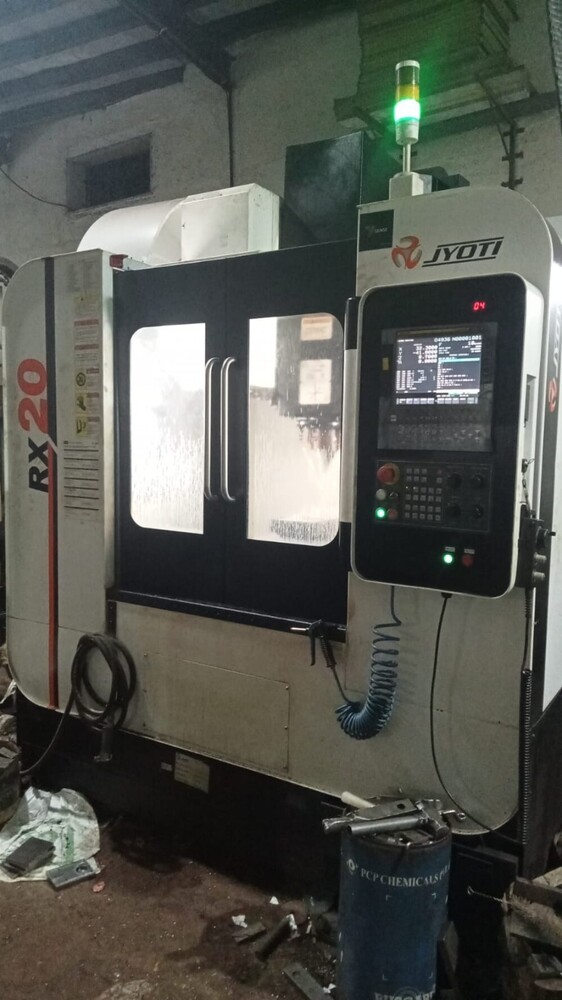 Vertical Milling Machining - Feature: High Performance