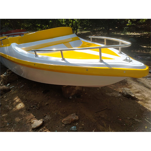 Eight Seater Racing Boat - Capacity (Person): 2-4