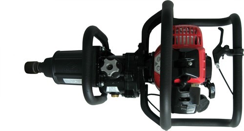 GASOLINE ENGINE IMPACT WRENCH