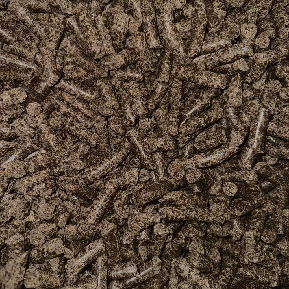 Sunflower Meal And Cake For Feeding Cows Pigs And Poultry Nutritional Value Wholesale Low Price - Application: Fodders