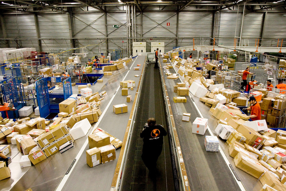 Commercial UN Certified Plastic Jerricans Air Freight Forwarding Service