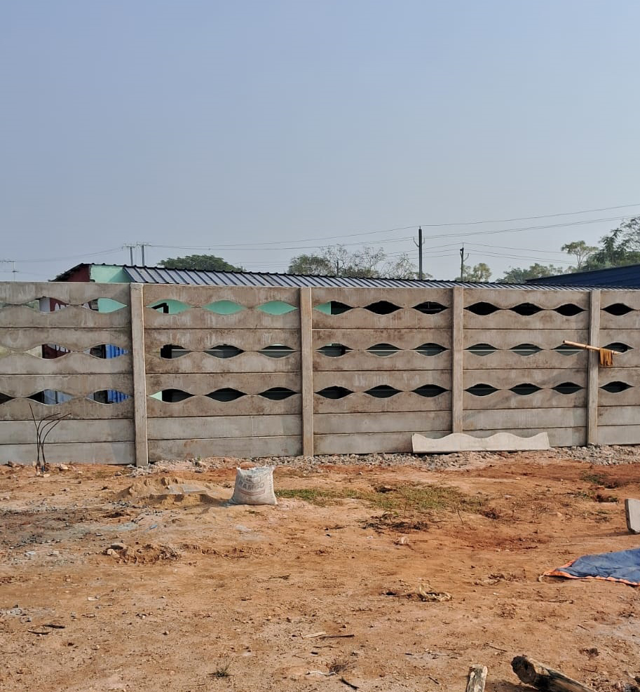 Industrial Cement Boundary Wall - Color: Different Available