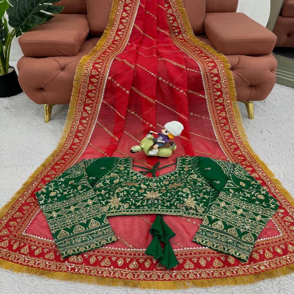 Red Royal Wedding Saree - Design: Embroidery
