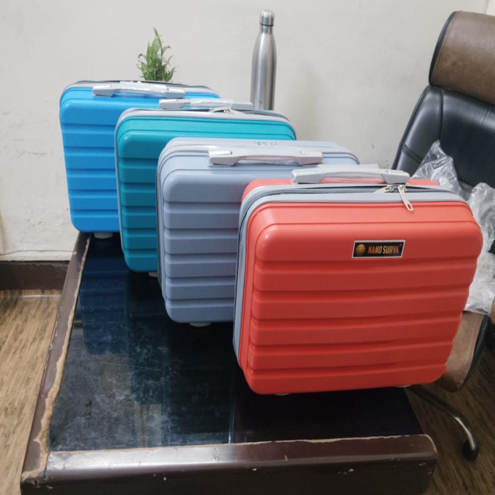 Kids Trolley Bag - Feature: Good Quality