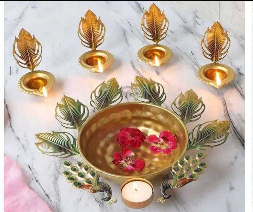 Candle Urli - Color: Golden