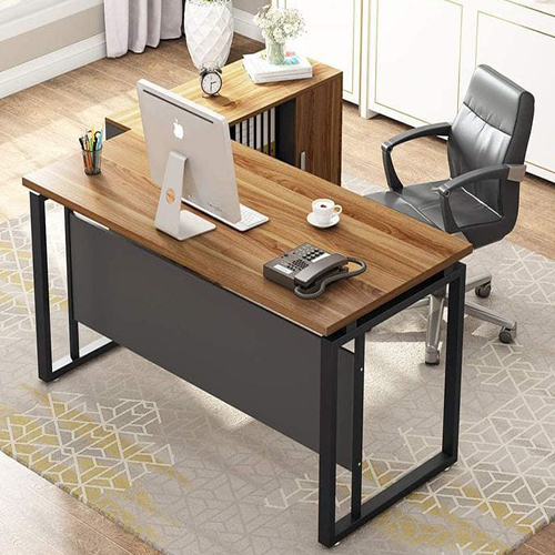 Manager Table - Color: Brown