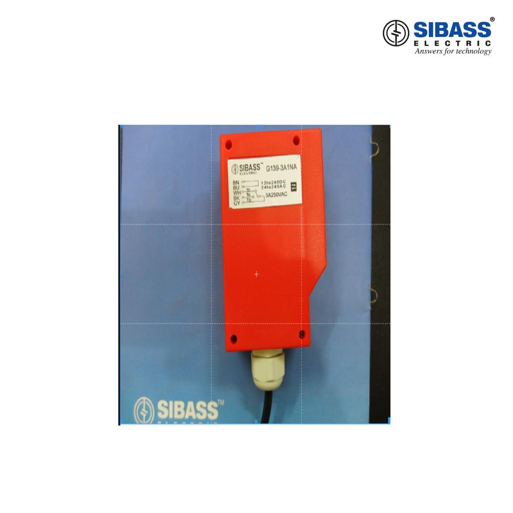 Photoelectric Sensor / Proximity Sensor - Material: Metal And Pvc