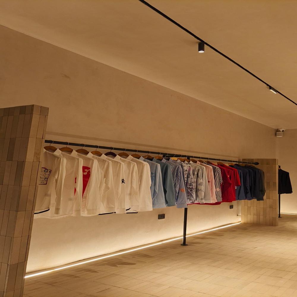 Seamless Commercial Concrete Walls