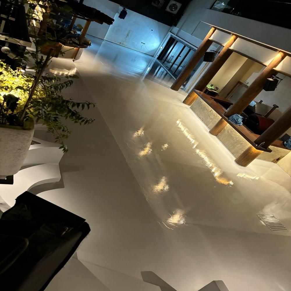 Seamless Restaurant Concrete Flooring Service