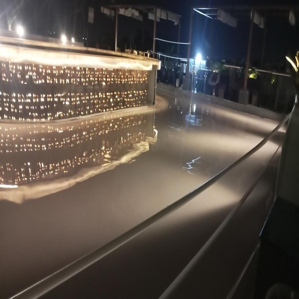 Seamless Restaurant Concrete Flooring Service