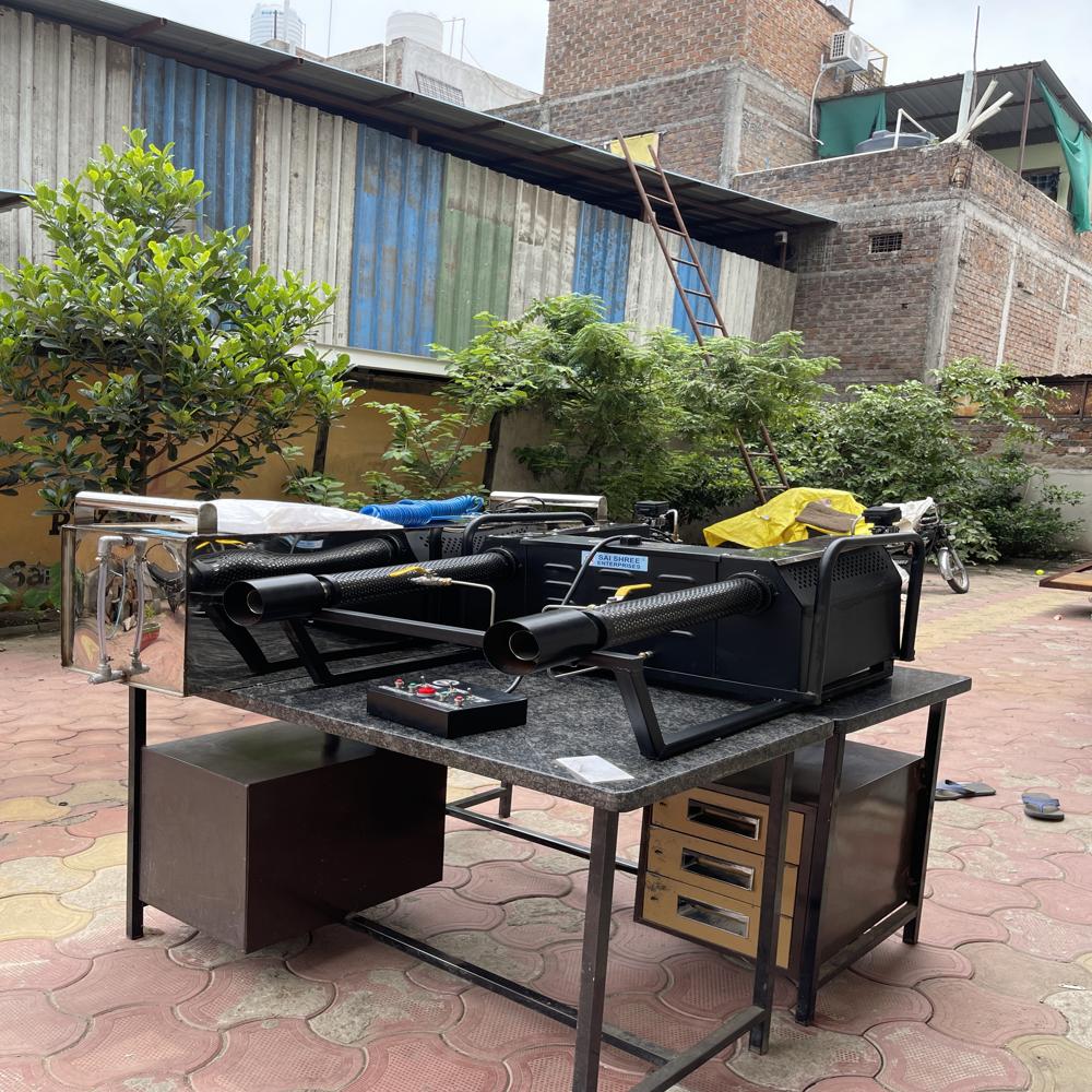Double Barrel Vehicle Mount Thermal Fogging Machine - Tank Capacity: 0-80 Ltr Liter (L)