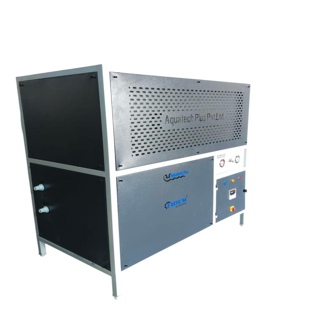 Air Cooled Chiller Export - Color: Gray