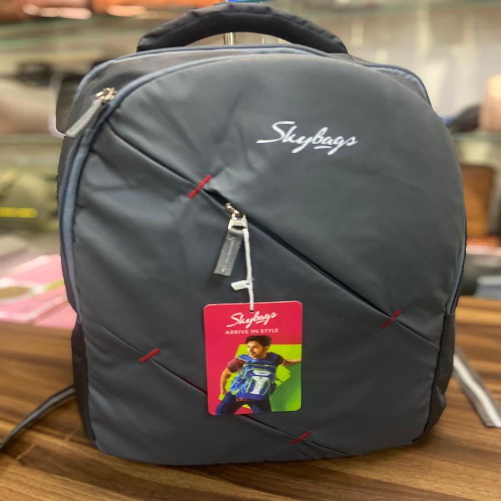 College Backpack Bag - Capacity: 30 Ltr/hr