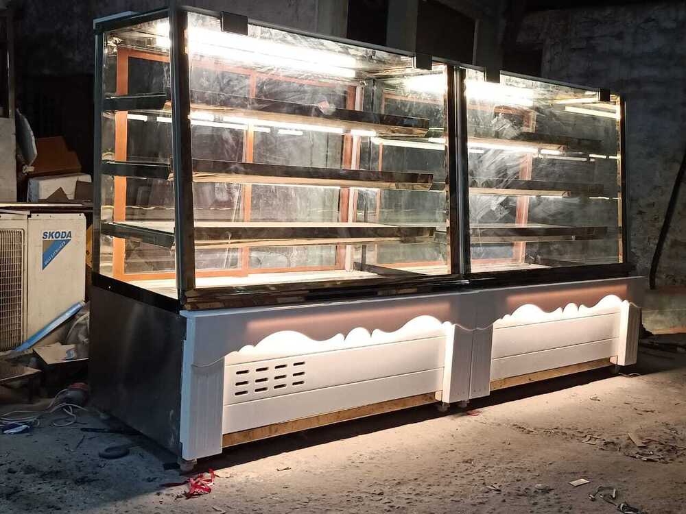 5 Feet Mehrab Sweet Display Counter