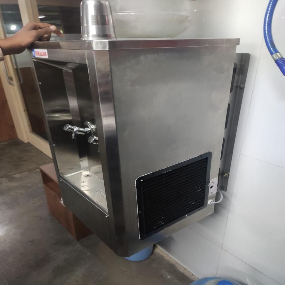 Water Cooler - Capacity: 10 Ltr/hr