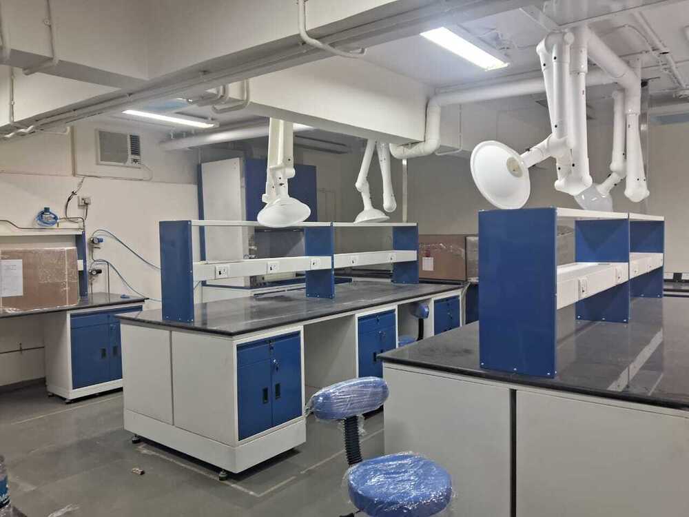 Spot Extractor With I Land Table - Feature: Eco-Friendly