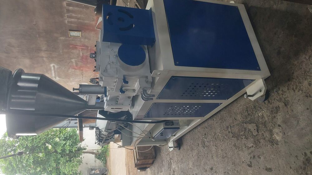 Commerial Hdpe Pipe Making Machine - Capacity: 5-10 Kg/hr