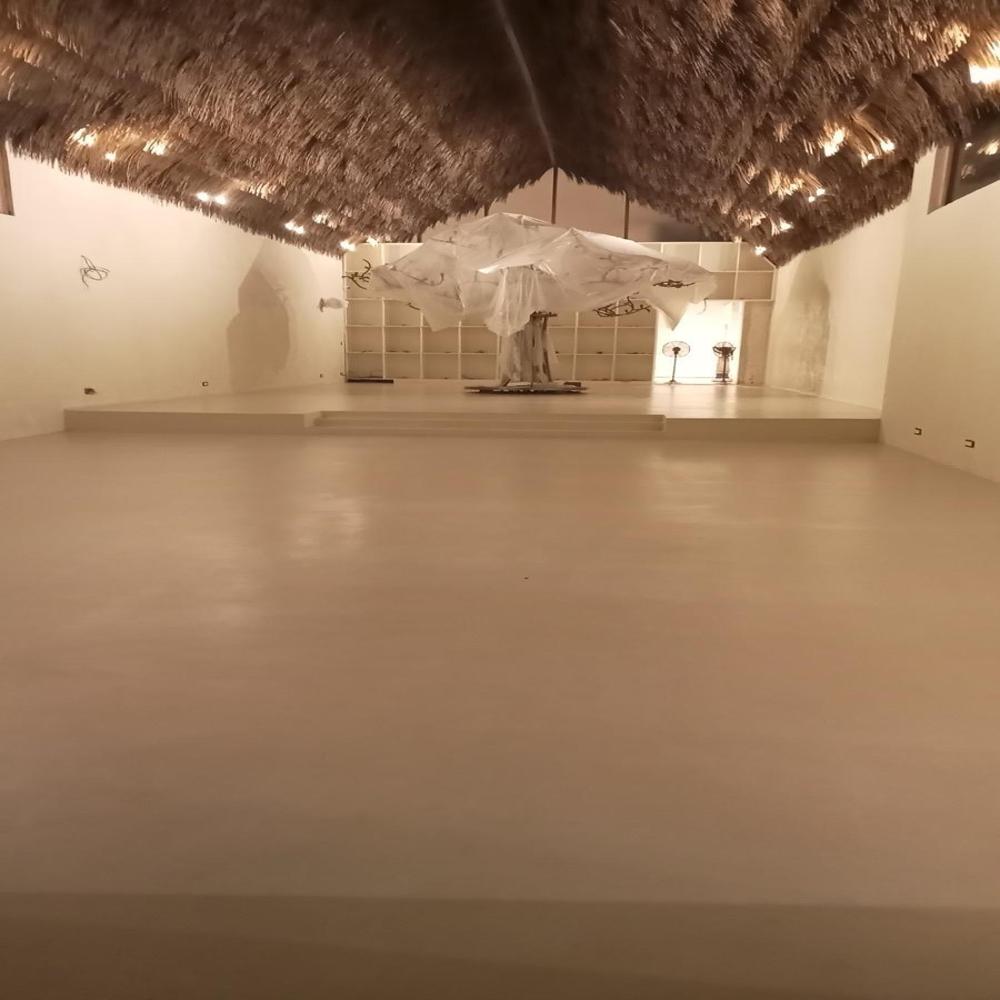 Seamless Floor Coating Services