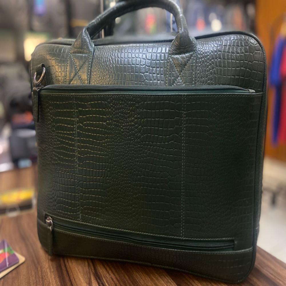 Crocodile texture laptop bag