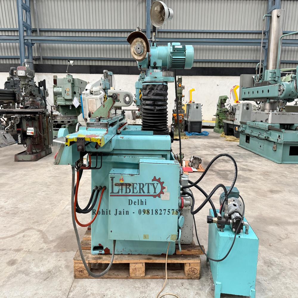 TOS Czech BN102C Hydraulic Automatic Tool & Cutter Grinder