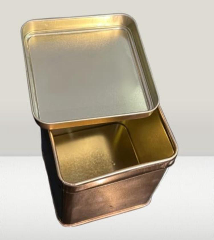 100g Rectangular Tin Box - Color: Golden