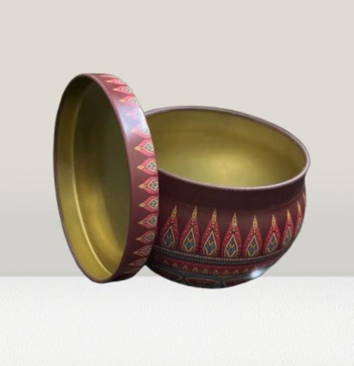 0.5 Kg Matka Shaped Tin Box - Color: Multicolour