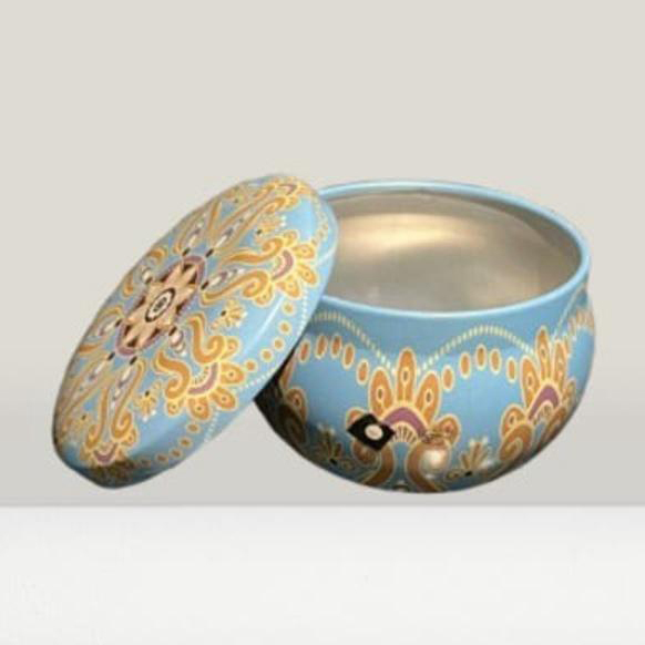 Round Candle Tin Container - Color: Multicolour