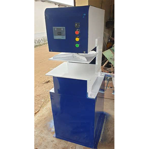 HYDRAULIC PAPER PLATE & SLIPPER CUTTING MACHINE 