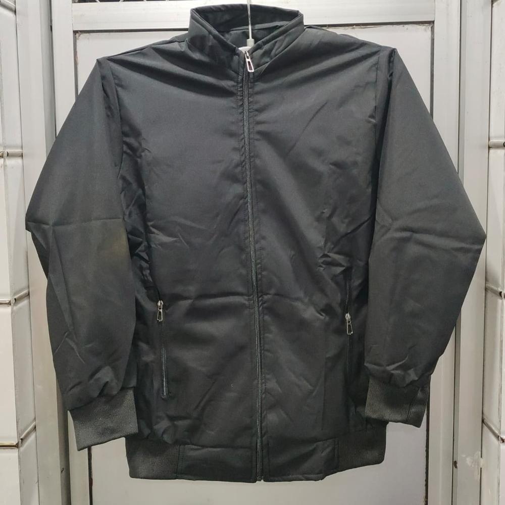 Wind Cheater - Color: Black
