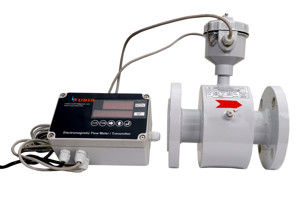 Electromagnetic Flow Meter With Telemetry System - Brass, Standard Size, Silver Color | Digital Display, Rs485 Modbus Connectivity, Flow Range Based On Requirement, +/- 0.5% Accuracy