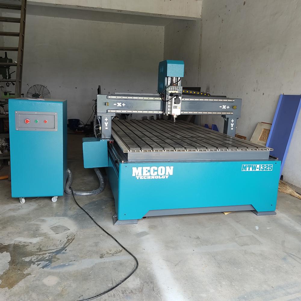 CNC Wood Engraving And Router Machine