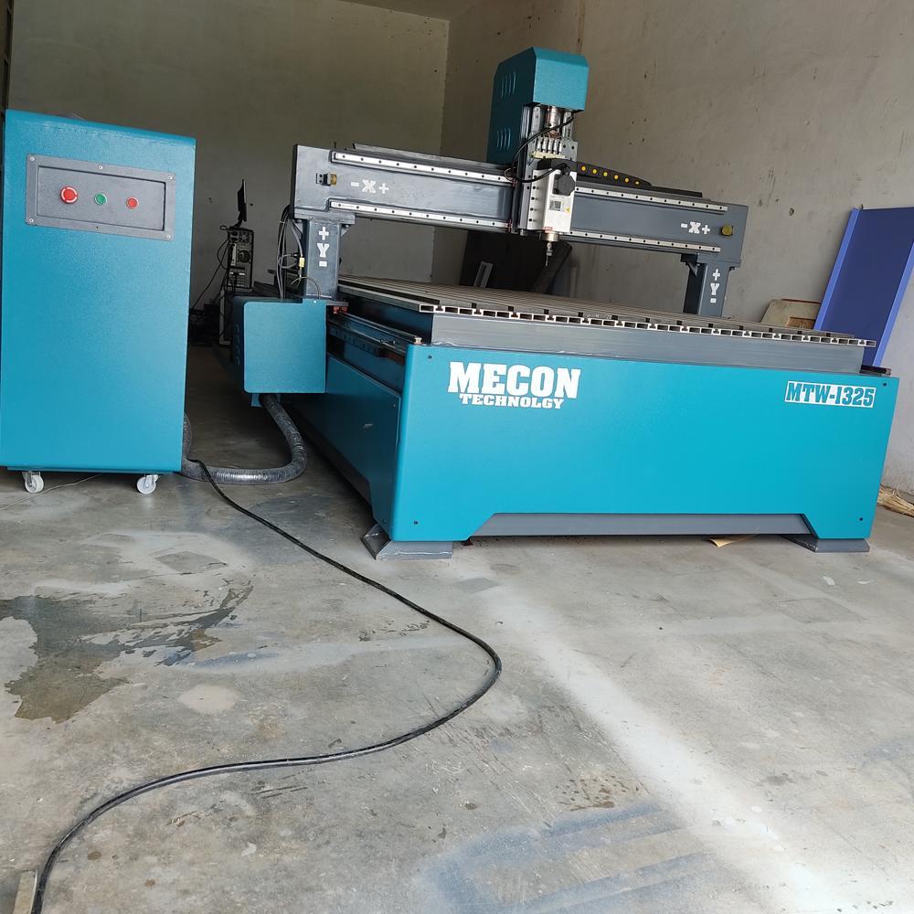 CNC Wood Engraving And Router Machine