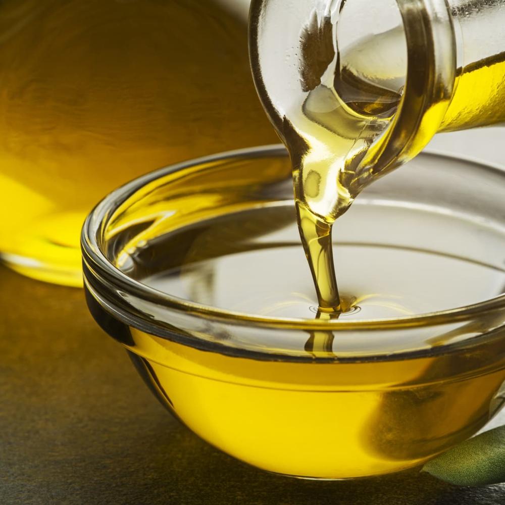 Extra Virgin Organic Cold Pressed Olive Oil 99% Purity Drum Packaging Wholesale Cooking Oil