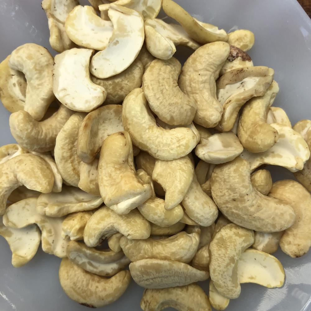 Customized Packaging Fresh Raw Cashew Nuts Nut & Kernel Snacks Wholesale in Bulk